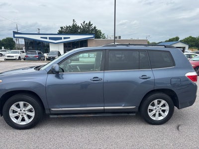 2011 Toyota Highlander SE