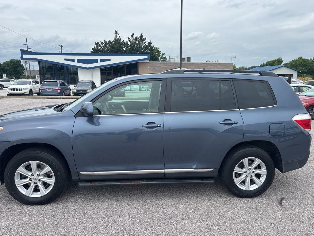 2011 Toyota Highlander SE