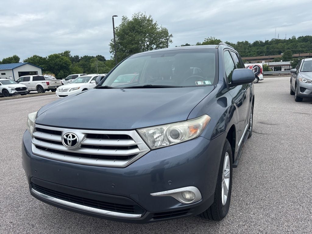 2011 Toyota Highlander SE