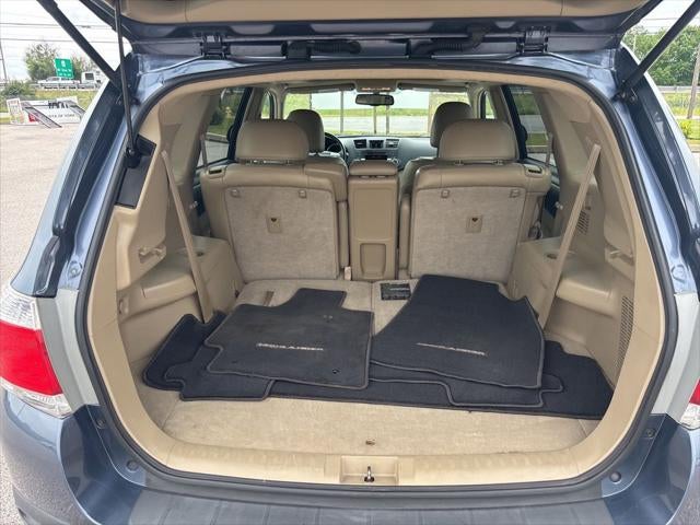 2011 Toyota Highlander SE