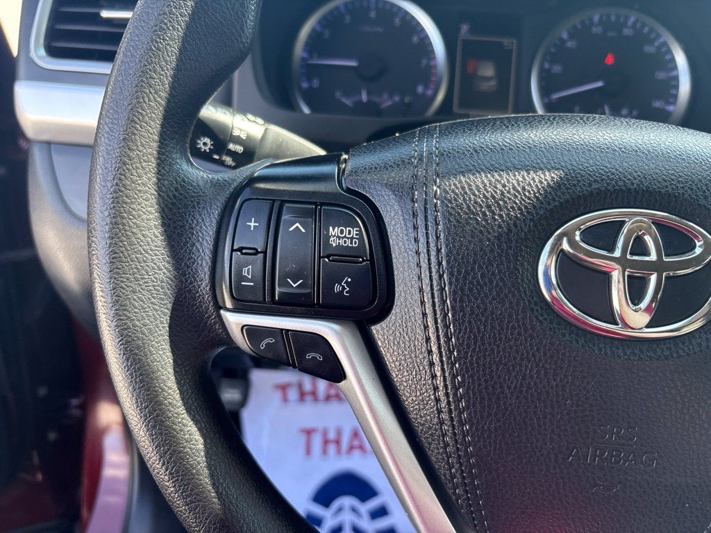 2019 Toyota Highlander LE