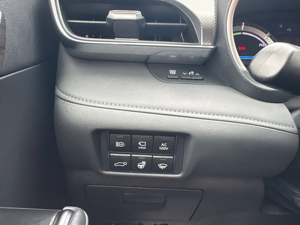 2021 Toyota Highlander Hybrid Platinum