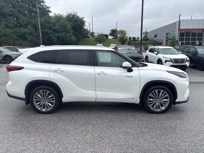 2021 Toyota Highlander Hybrid Platinum