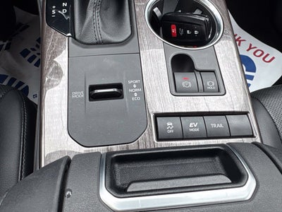 2021 Toyota Highlander Hybrid Platinum