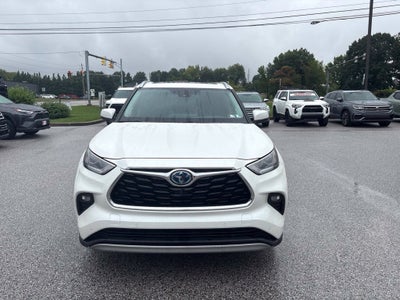 2021 Toyota Highlander Hybrid Platinum