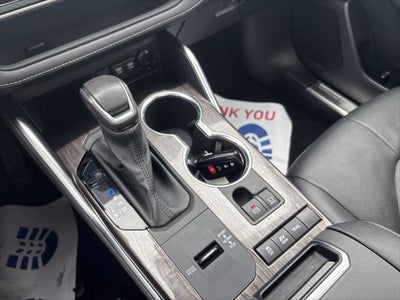 2021 Toyota Highlander Hybrid Platinum