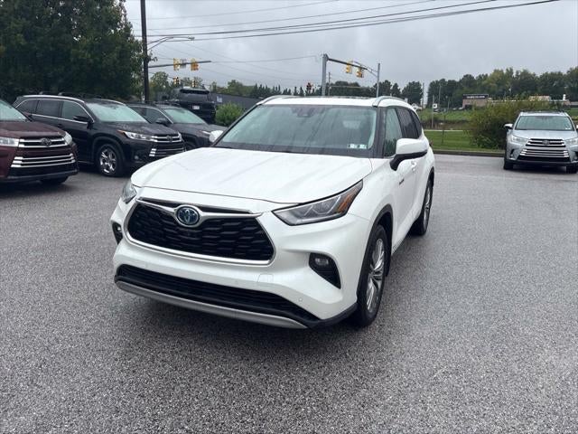 2021 Toyota Highlander Hybrid Platinum