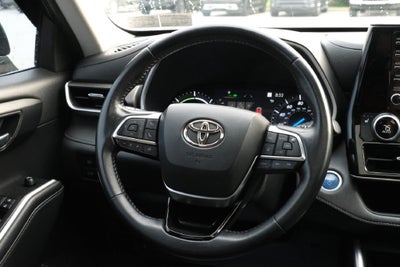 2021 Toyota Highlander Hybrid XLE