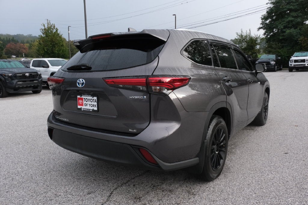 2021 Toyota Highlander Hybrid XLE