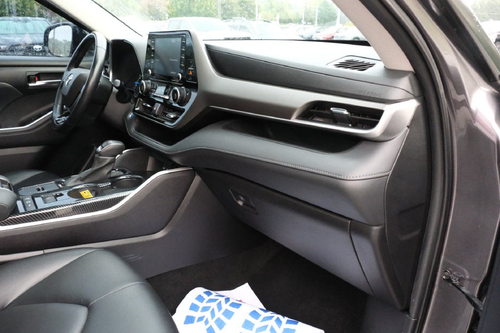 2021 Toyota Highlander Hybrid XLE