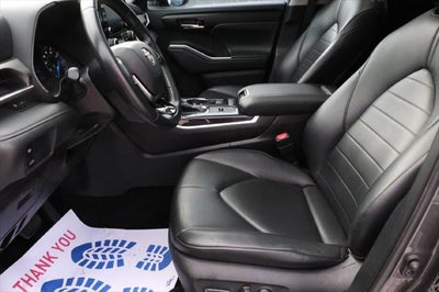 2021 Toyota Highlander Hybrid XLE