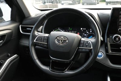 2021 Toyota Highlander Hybrid XLE