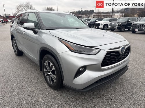 2022 Toyota Highlander Hybrid XLE