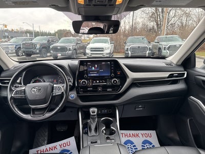 2022 Toyota Highlander Hybrid XLE