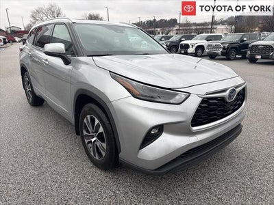 2022 Toyota Highlander Hybrid XLE