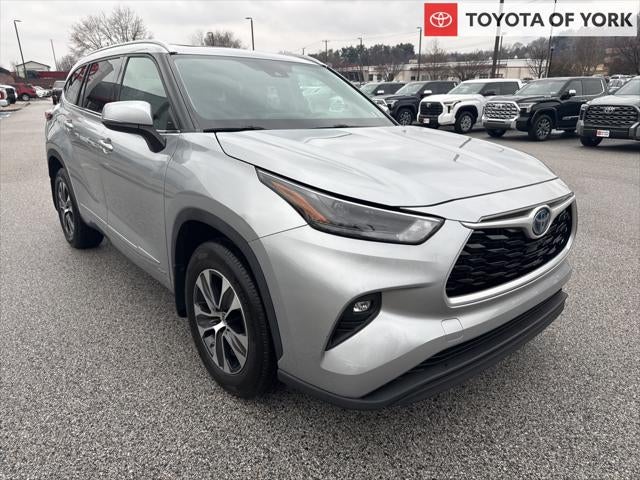 2022 Toyota Highlander Hybrid XLE