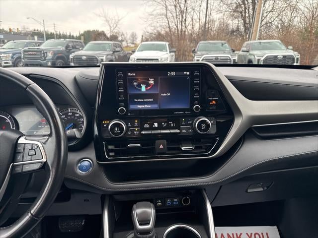 2022 Toyota Highlander Hybrid XLE