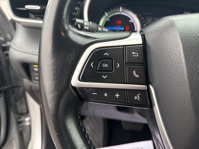 2022 Toyota Highlander Hybrid XLE