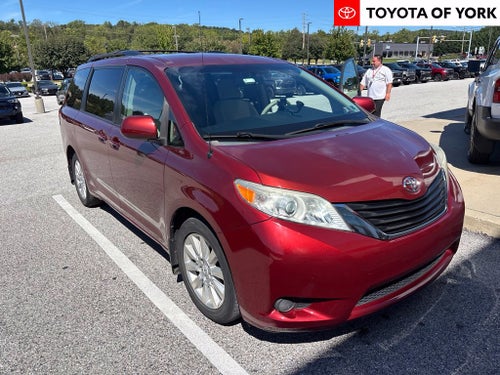 2011 Toyota Sienna LE