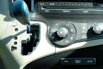 2011 Toyota Sienna LE