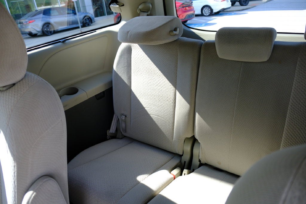 2011 Toyota Sienna LE