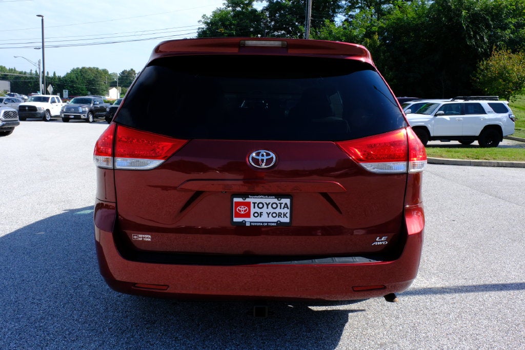 2011 Toyota Sienna LE