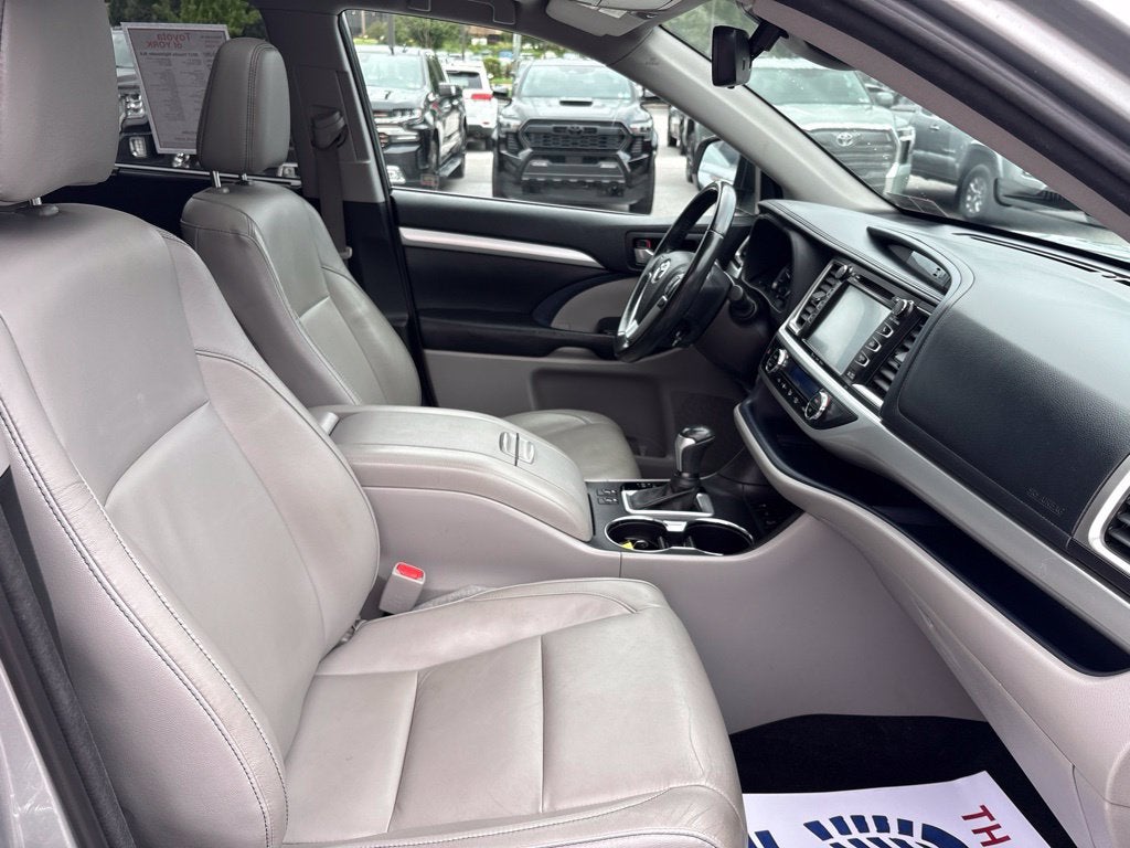 2017 Toyota Highlander XLE