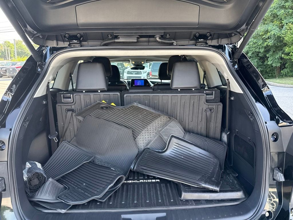 2026 Toyota Highlander Hybrid XLE