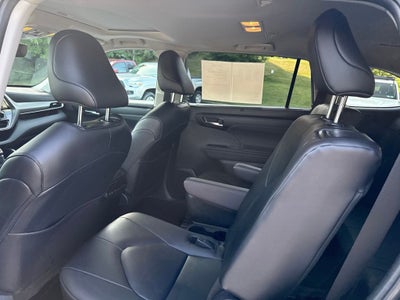 2026 Toyota Highlander Hybrid XLE