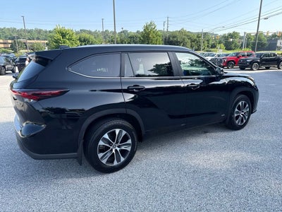 2026 Toyota Highlander Hybrid XLE