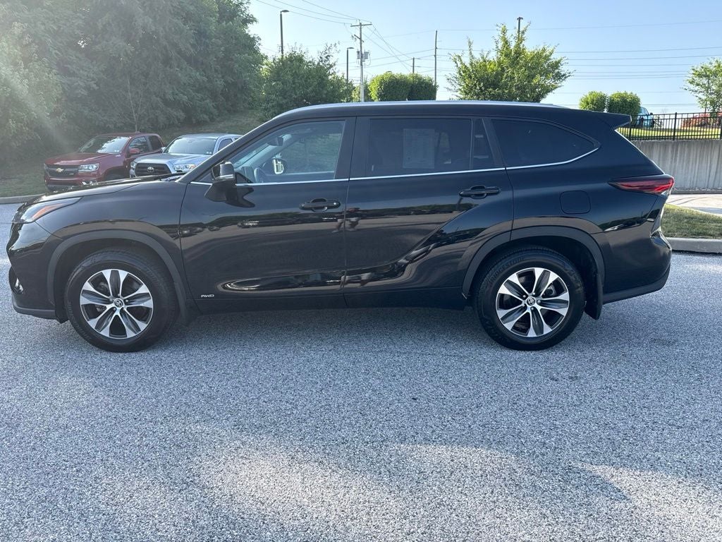 2026 Toyota Highlander Hybrid XLE