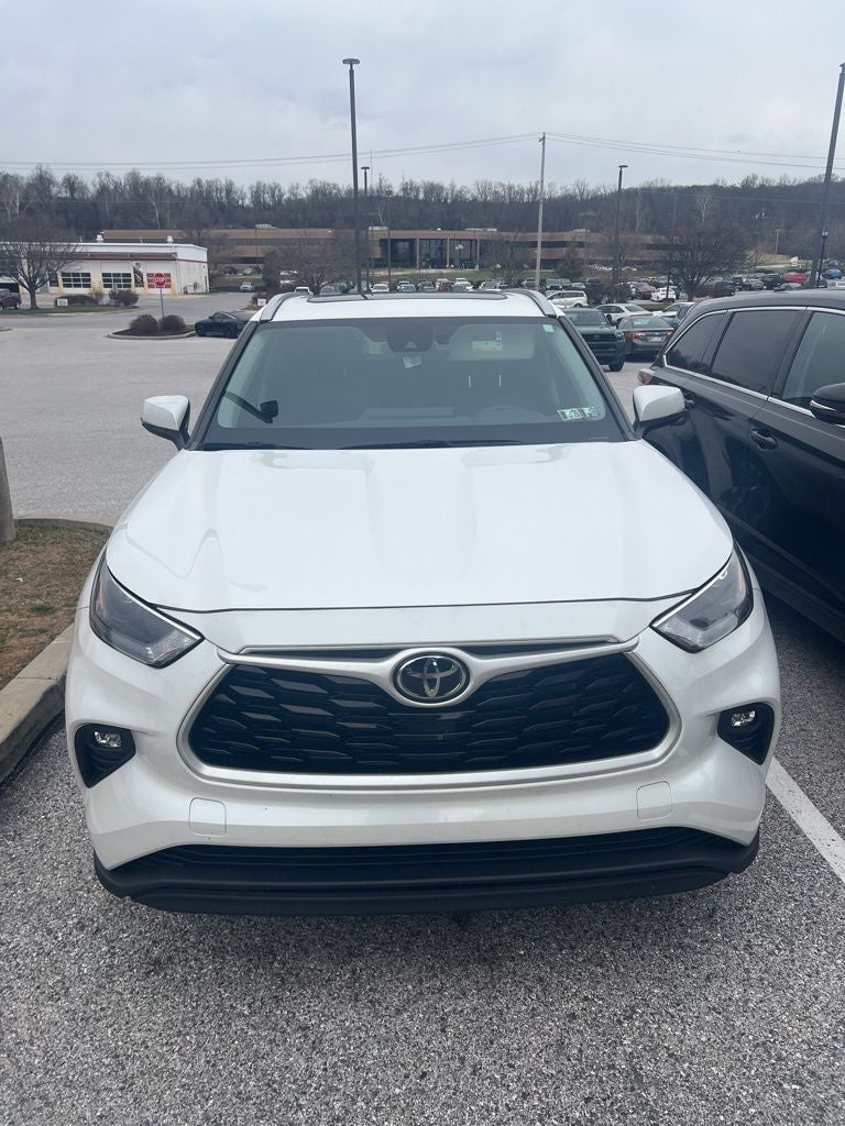 2023 Toyota Highlander XLE