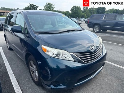 2011 Toyota Sienna LE