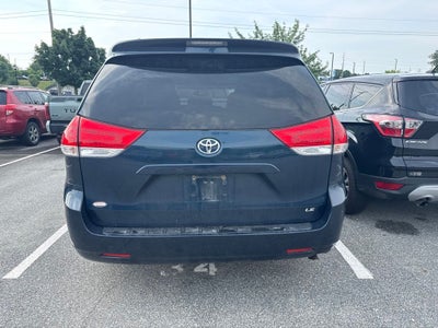 2011 Toyota Sienna LE