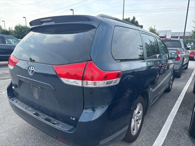 2011 Toyota Sienna LE