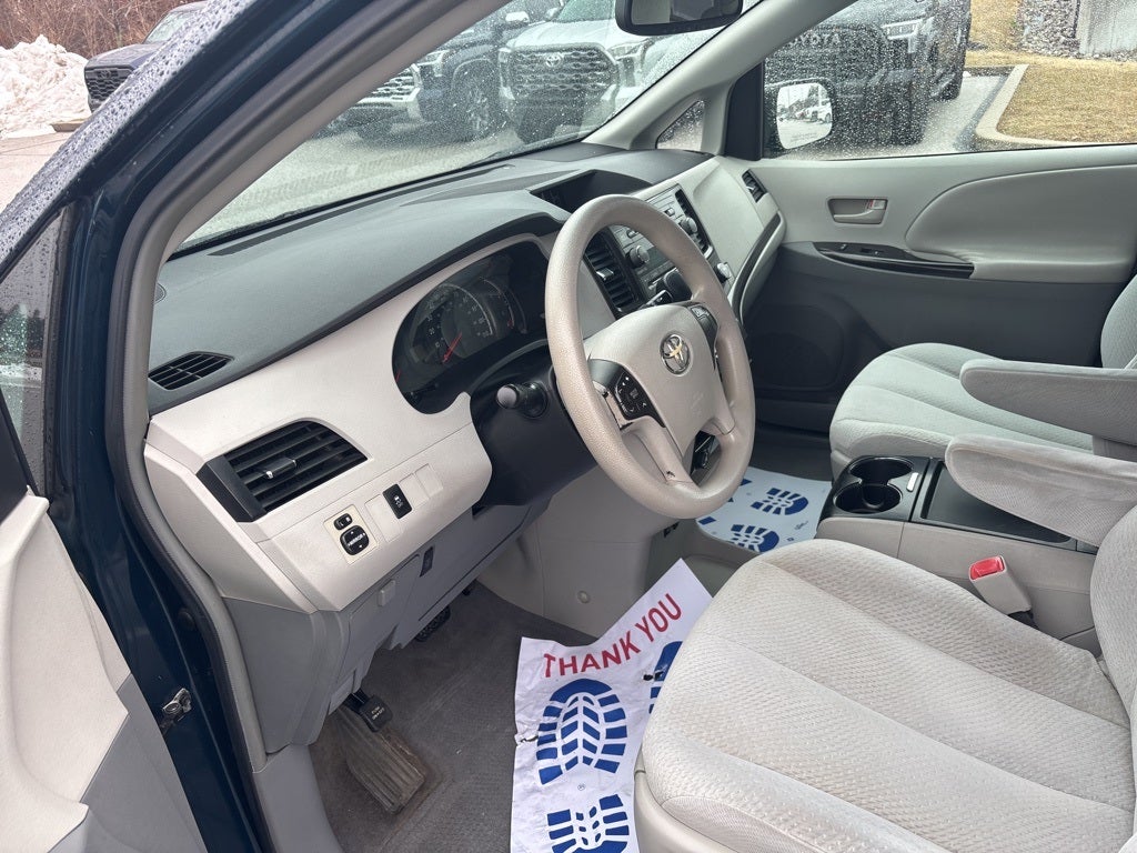 2011 Toyota Sienna Base
