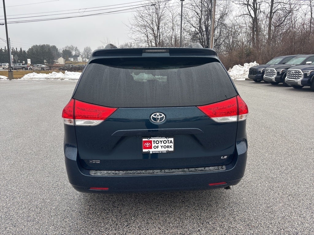 2011 Toyota Sienna Base