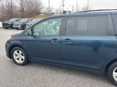 2011 Toyota Sienna Base