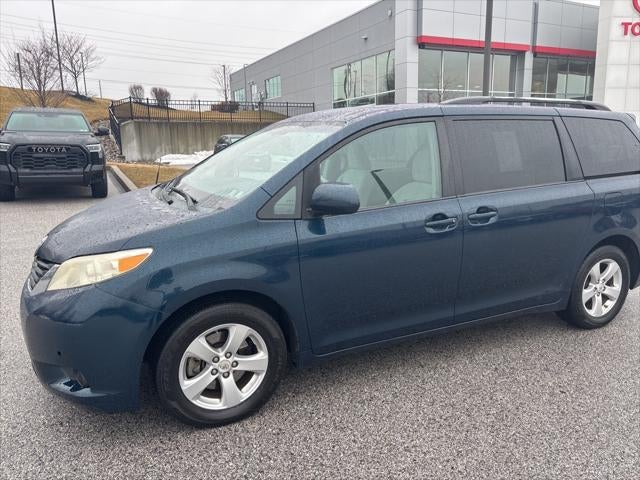2011 Toyota Sienna Base