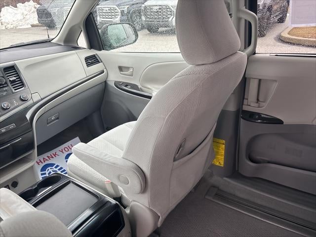 2011 Toyota Sienna Base