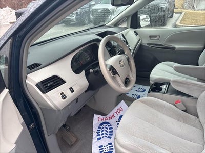 2011 Toyota Sienna Base