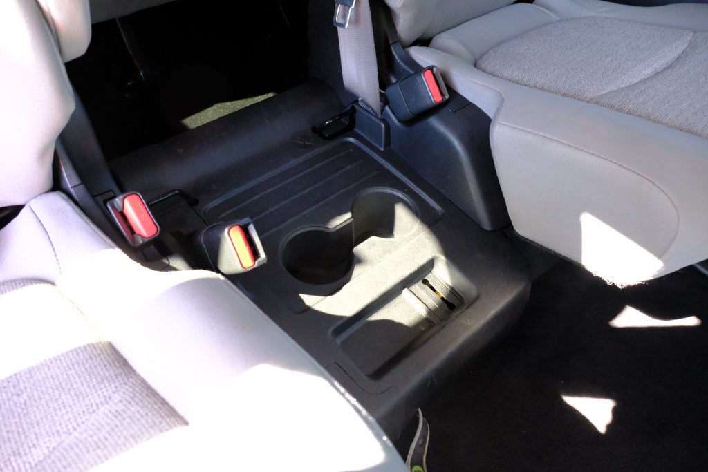 2022 Toyota Sienna LE 8 Passenger