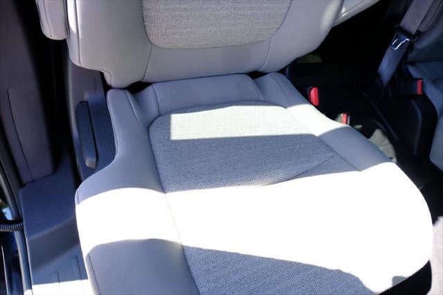 2022 Toyota Sienna LE 8 Passenger