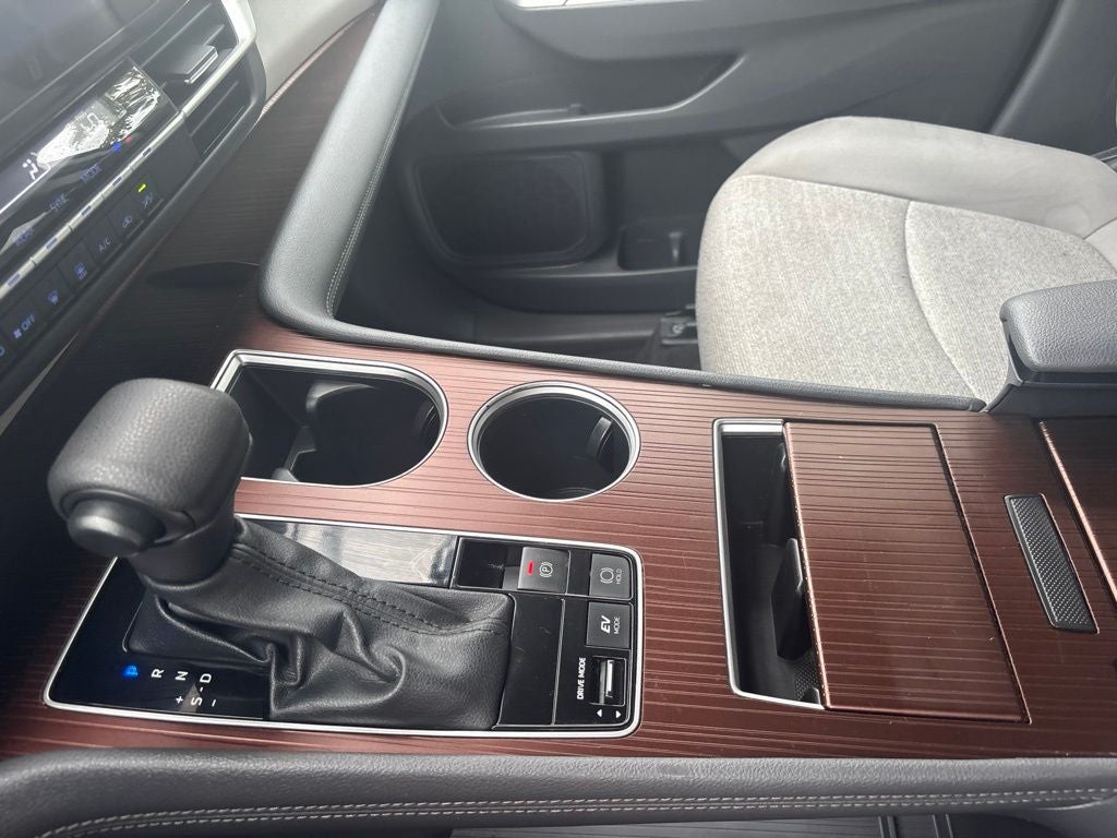 2024 Toyota Sienna LE 8 Passenger