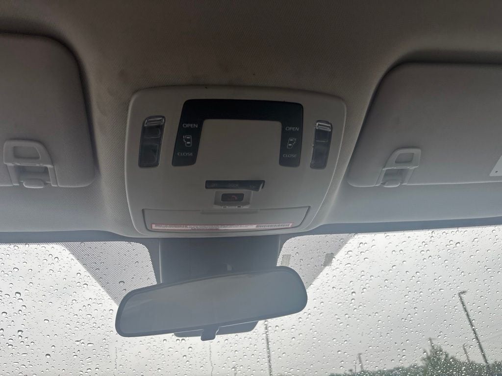 2024 Toyota Sienna LE 8 Passenger