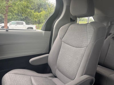 2024 Toyota Sienna LE 8 Passenger