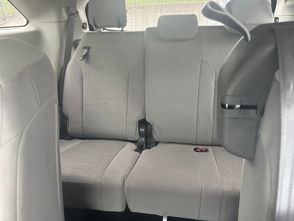 2024 Toyota Sienna LE 8 Passenger