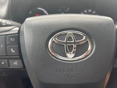 2024 Toyota Sienna LE 8 Passenger