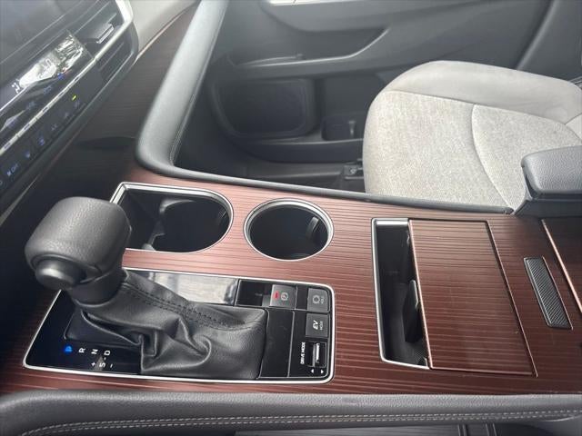 2024 Toyota Sienna LE 8 Passenger
