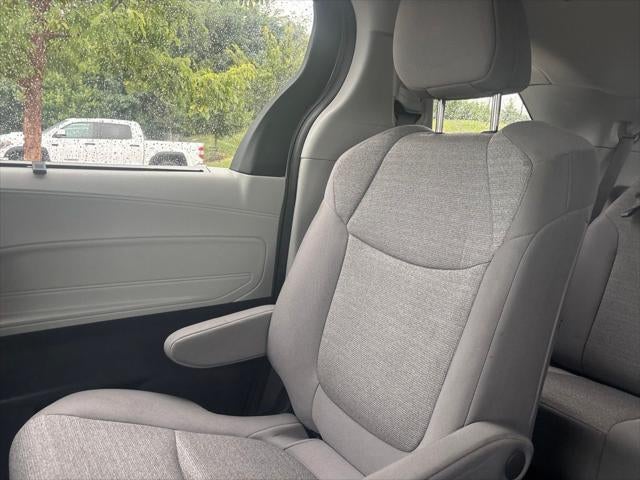 2024 Toyota Sienna LE 8 Passenger